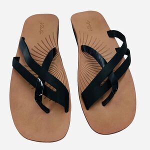 Olukai Kaha Womens Sz 10 Black Leather‎ Flip Flops Strappy Thong Sandals